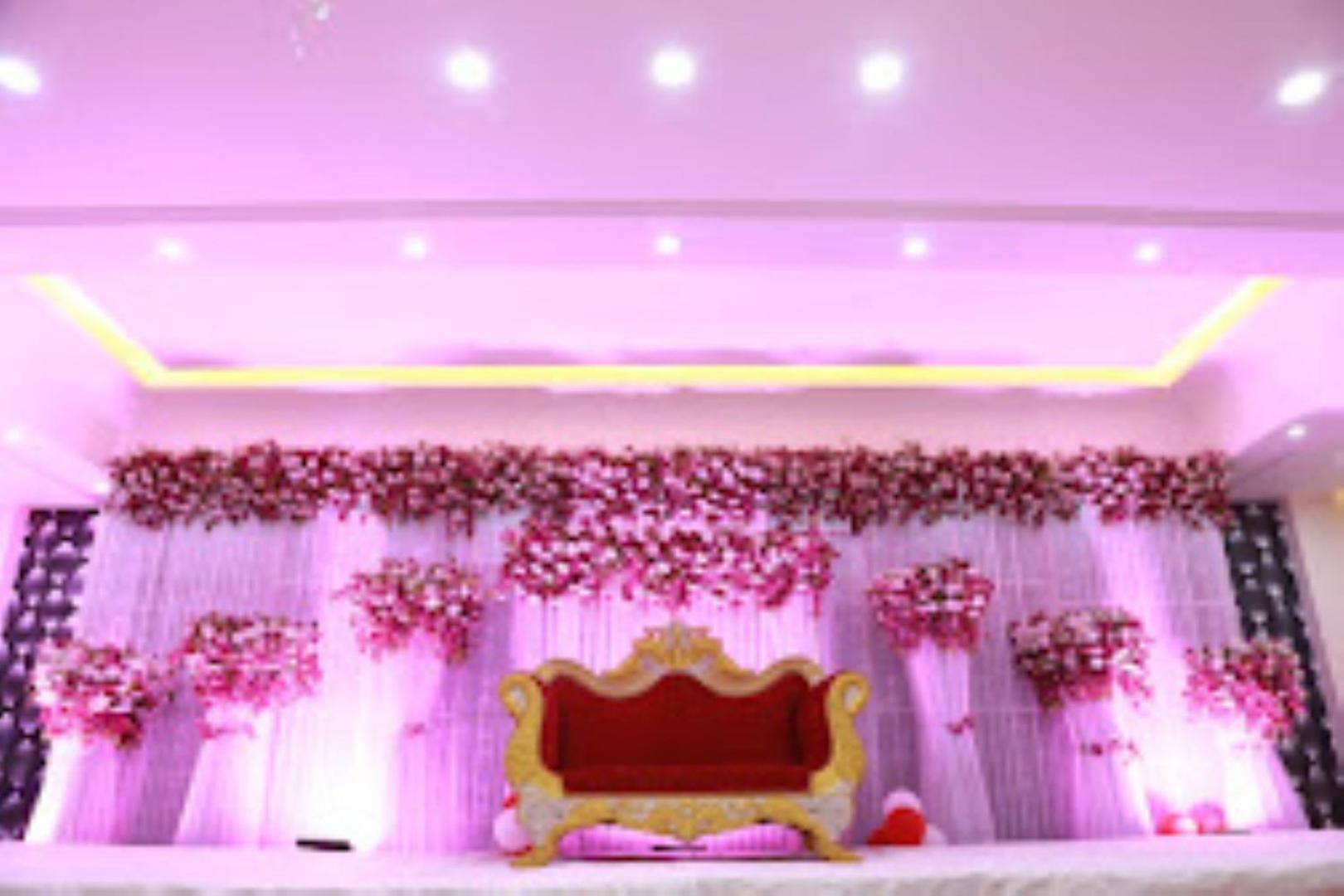 Guru Dev Palace Hotel & Lawn,Ayodhya Extérieur photo